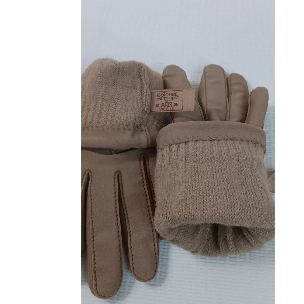 Isotoner Warm-Ups by ARIS Brown Nylon Spandex Lined Gloves One Size Vintage
